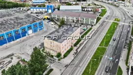 Салова 45-2. Фасад с угла