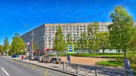 Тореза пр 9-2. Фасад с угла
