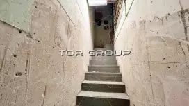 Тореза пр 9-8. Лестницы