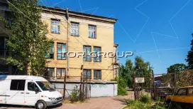 Здание 3426,4 метров у метро Горьковская-98. Фото объекта