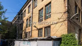 Здание 3426,4 метров у метро Горьковская-98. Фото объекта