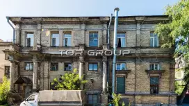 Здание 3426,4 метров у метро Горьковская-1. Фасад фронтальная