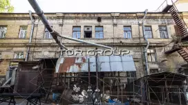 Здание 3426,4 метров у метро Горьковская-98. Фото объекта