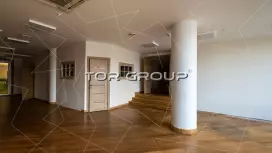 Видовой офис 232 м2, место на парковке-98. Фото объекта