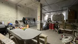 Продажа универсального помещения 88.3 кв.метров, 1 этаж-98. Фото объекта