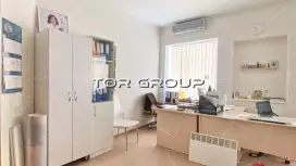 Офис в центре на 1 этаже, 82 м2-98. Фото объекта