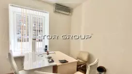 Офис в центре на 1 этаже, 82 м2-98. Фото объекта