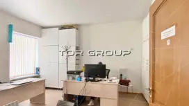 Офис в центре на 1 этаже, 82 м2-98. Фото объекта