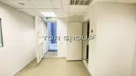 Офис 331 м2, отд.вход, витрины-98. Фото объекта