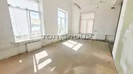 Аренда мастерская/склад 68 м2, груз.лифт, окна-98. Фото объекта
