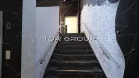 Под реновацию  комплекс зданий 29104 метра у метро-8. Лестницы