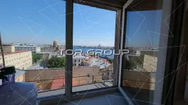 Под реновацию  комплекс зданий 29104 метра у метро-97.Стандартное помещение