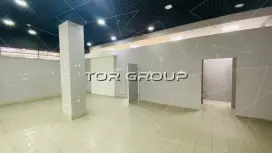 Торговое 215 метров у метро-