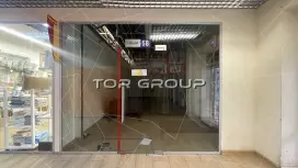 Аренда 35 м на 1 этаже ТЦ-4. Дополнительный вход / выход