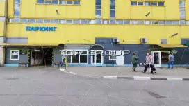 Универсальное на 1 этаже, отдельный вход. 108м2-3. Входная группа с фасада