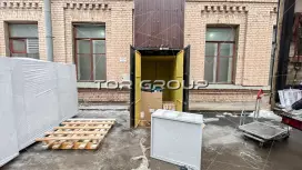 Аренда 380м2, подъёмник на 500кг, 4 кран-балки-98. Фото объекта
