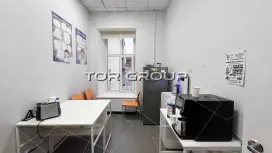 От собственника офис 292м с парковкой. КУ включены-98. Фото объекта