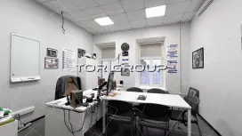 От собственника офис 292м с парковкой. КУ включены-98. Фото объекта