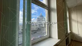 Аренда офиса 42 метра, вид на собор-98. Фото объекта