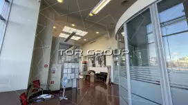 Аренда офиса 372.8 кв.метров, 1 этаж-98. Фото объекта