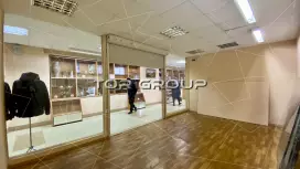 Аренда торгового помещения 23 кв.метров в БЦ &laquo;Эврика&raquo;, 1 этаж-98. Фото объекта