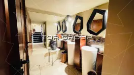 Угловое помещение 180 м2, кафе/магазин-98. Фото объекта