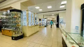 Аренда у метро, 80 кв м-98. Фото объекта