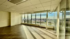 Панорамный офис 102 м2, опен спейс, готовый ремонт-98. Фото объекта
