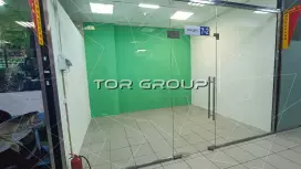Аренда торгового помещения 13.5 кв.метров, 1 этаж-98. Фото объекта