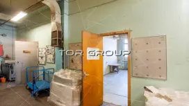 под склад / мастерскую помещение 48 м2-98. Фото объекта