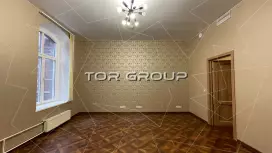 Аренда офиса 180 кв.метров, 3 этаж-98. Фото объекта