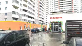 Угловое на народной тропе-2. Фасад с угла