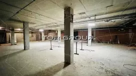 Торговое 400 м2 в цоколе ТЦ-98. Фото объекта