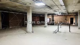 Торговое 400 м2 в цоколе ТЦ-98. Фото объекта