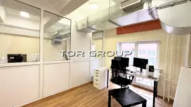 Офис 37 м2 с ремонтом. Есть еще кабинеты-98. Фото объекта