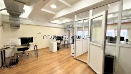 Офис 37 м2 с ремонтом. Есть еще кабинеты-98. Фото объекта