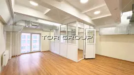 Офис 37 м2 с ремонтом. Есть еще кабинеты-98. Фото объекта