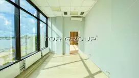 Видовой офис с ремонтом-98. Фото объекта