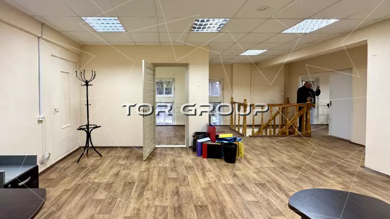Аренда офиса 99.2 кв.метров, 1 этаж-98. Фото объекта