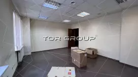 Аренда офиса 24.4 кв.метров, 2 этаж-98. Фото объекта