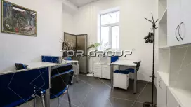 Аренда офиса 18.8 кв.метров, 2 этаж-98. Фото объекта