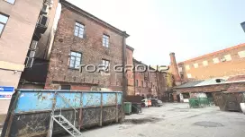Здание 3 этажа  в 1,3 км от  м Горьковская-98. Фото объекта