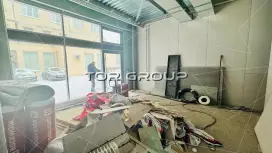 Последние 71м2 в новом ТЦ-98. Фото объекта