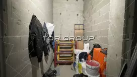 Фасадное 78,2м с высоким потолком-98. Фото объекта