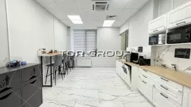Аренда офиса 932 кв.метров, 1 этаж-98. Фото объекта