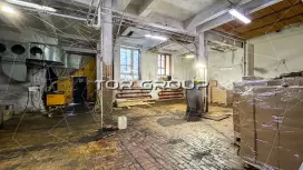 Аренда склада 1500 кв.метров, 1 этаж-98. Фото объекта