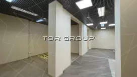 Аренда универсального помещения 90 кв.метров, 1 этаж-98. Фото объекта