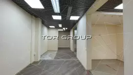 Аренда универсального помещения 90 кв.метров, 1 этаж-98. Фото объекта