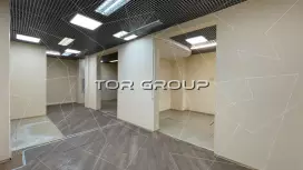 Аренда универсального помещения 90 кв.метров, 1 этаж-98. Фото объекта