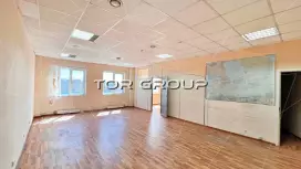 Офис 65,9 м2, два кабинета + подсобка-98. Фото объекта
